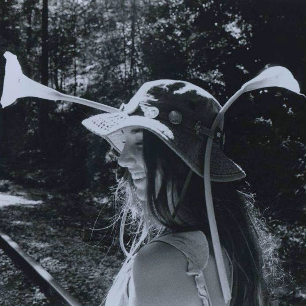 Meet your Posher, Maddie