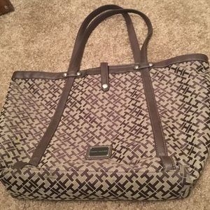Tommy Hilfiger signature tote bag
