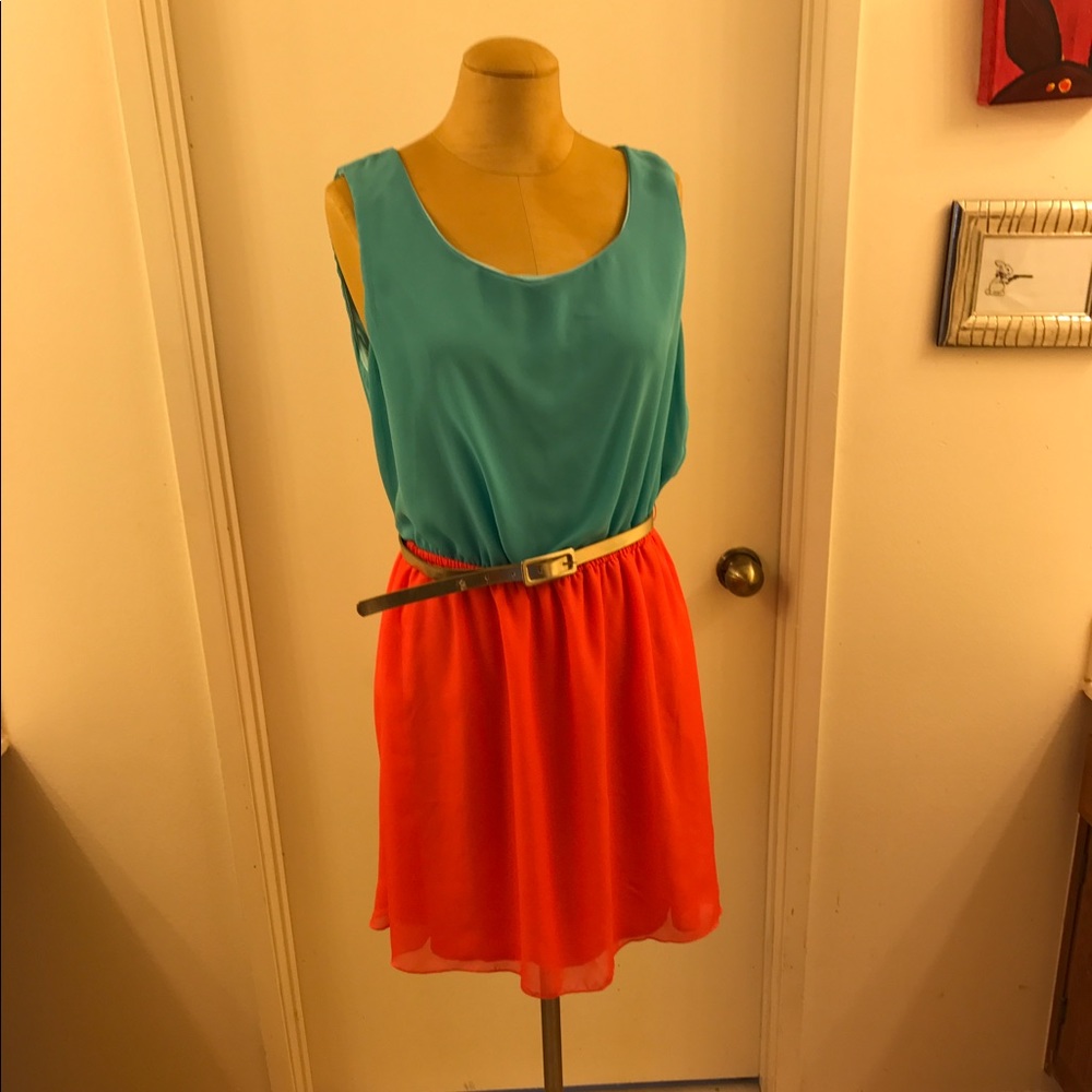 💥Tennis Dress 🎾 with peek a boo back! - Picture 1 of 5