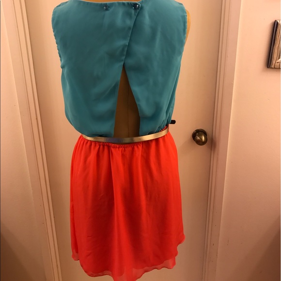 💥Tennis Dress 🎾 with peek a boo back! - Picture 2 of 5