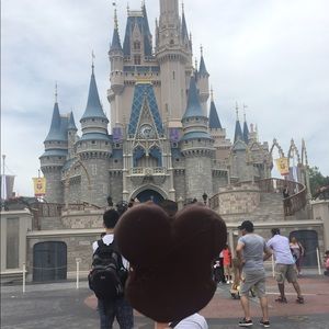 Meet your Posher, Danielle