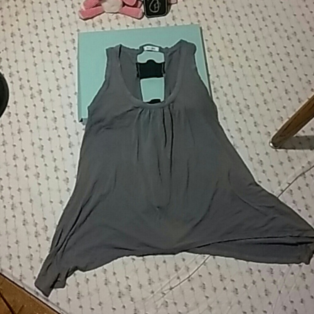 Sexy open back tank top!