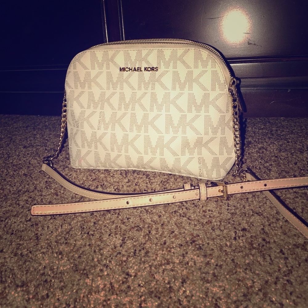 Michael Kors Crossbody Bag