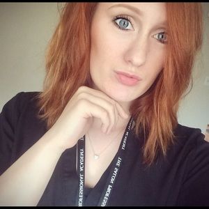 Meet your Posher, Brooke