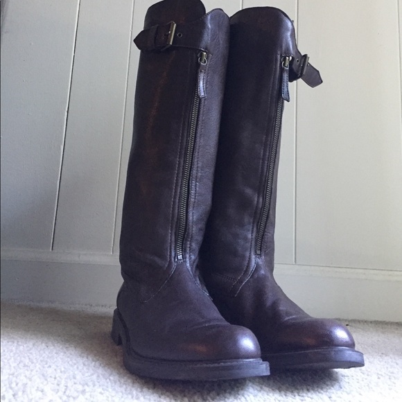 Moschino Shoes - Brown Moschino riding boots