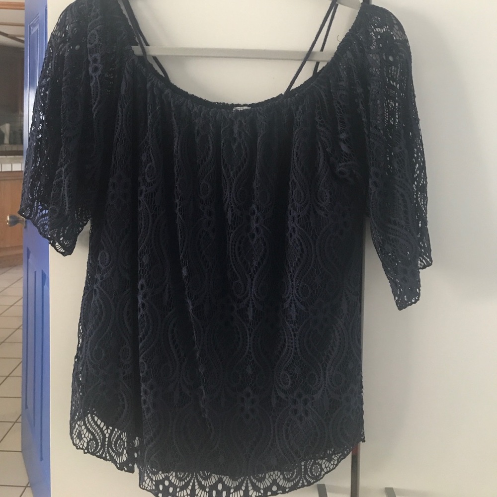 Blue lace top size large