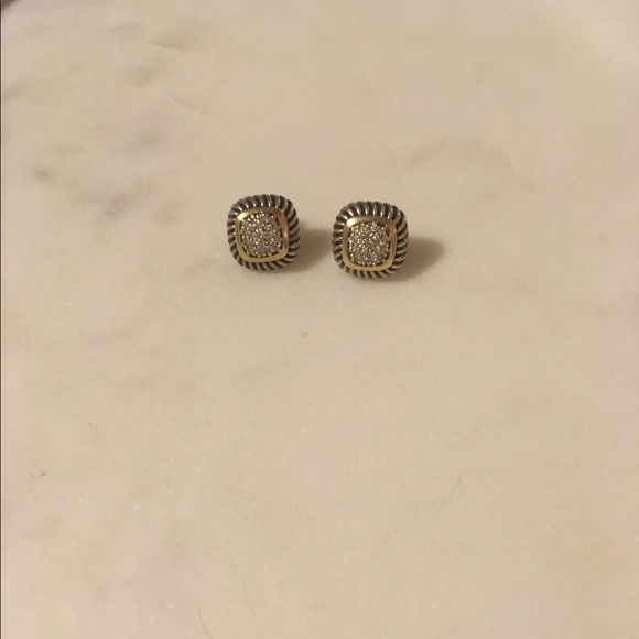 SALE: David Yurman Vintage Pave Albion Earrings - Picture 2 of 6