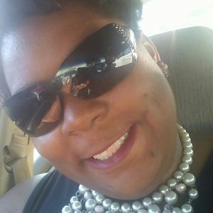 Meet your Posher, Sharita