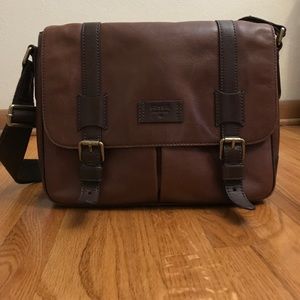 Fossil messenger/laptop bag