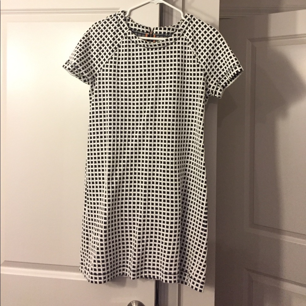 Lou & Grey Retro Shift Dress