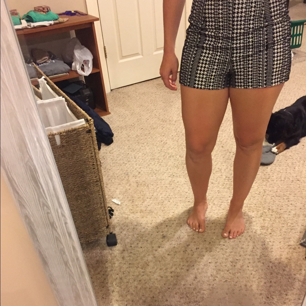 High wastes shorts