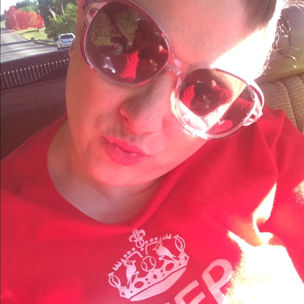 Meet your Posher, Jenny
