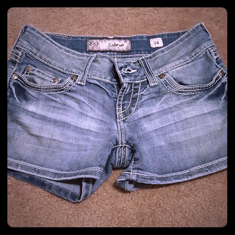 Bke jean shorts size 24