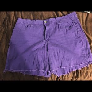 Purple frayed shorts💜👖