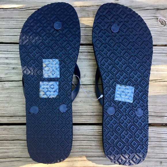 NEW! Tory Burch Heart Flipflops - Picture 3 of 3