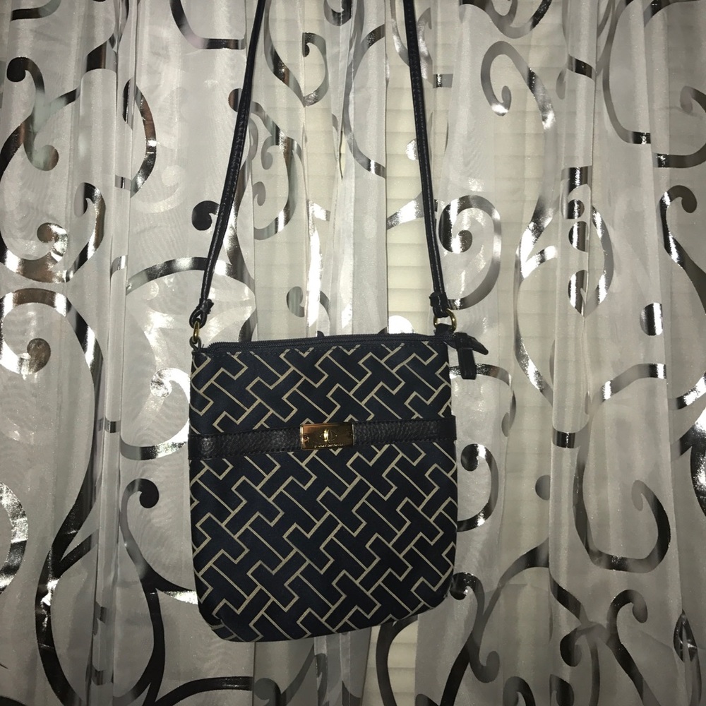 Tommy Hilfiger crossbody bag