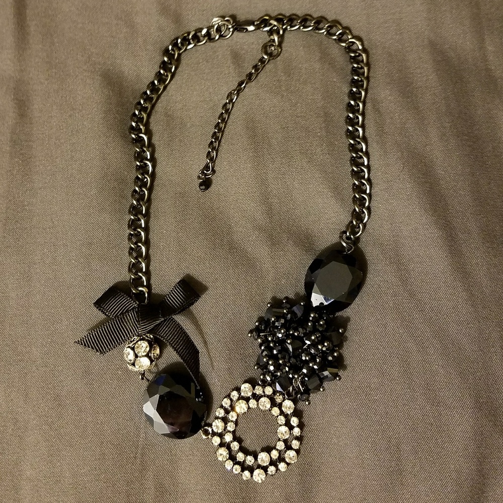 Simply Vera Vera Wang  statement necklace