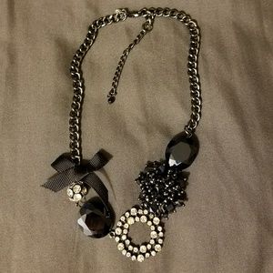 Simply Vera Vera Wang  statement necklace
