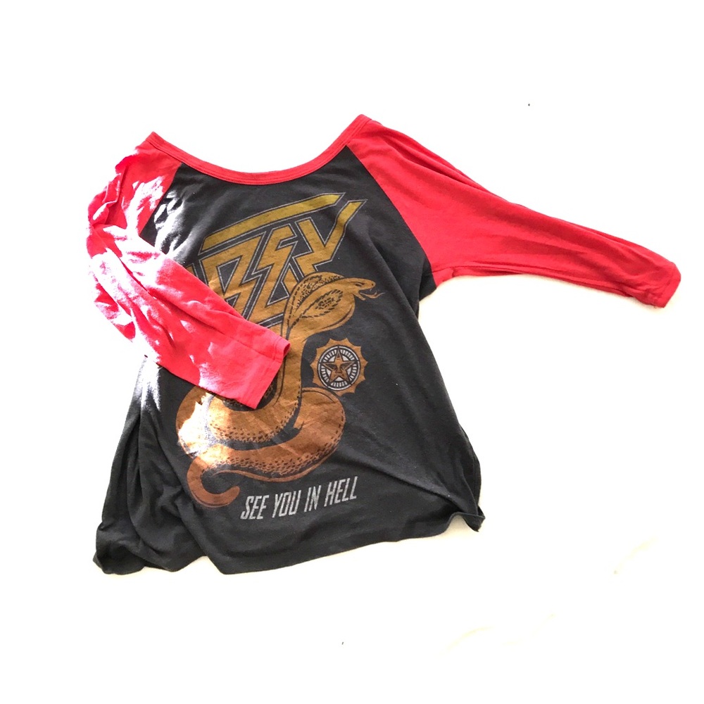 OBEY t-shirt