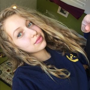 Meet your Posher, Caroline