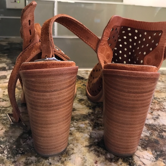 Rag and Bone Perforated Suede Slingback Booties - Picture 4 of 4