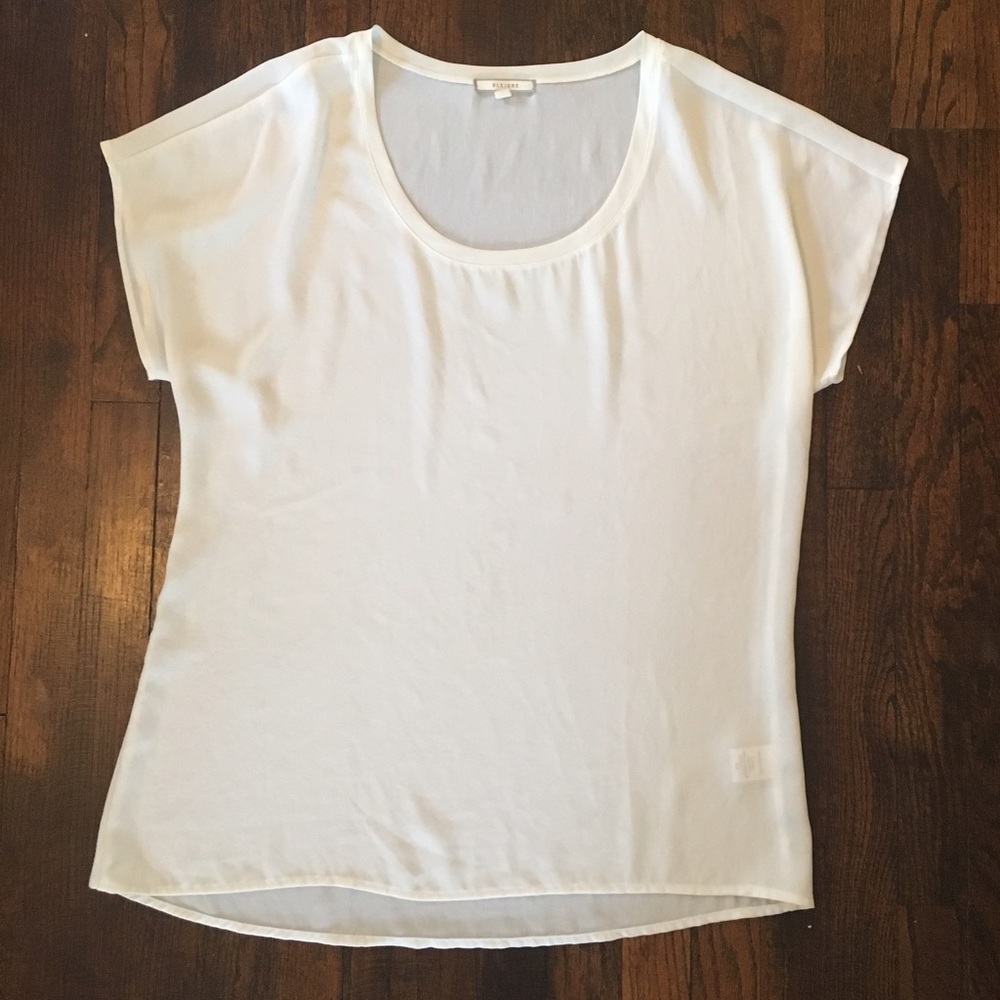 White mens wear t-shirt