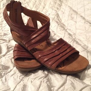 Baretrap Sandals