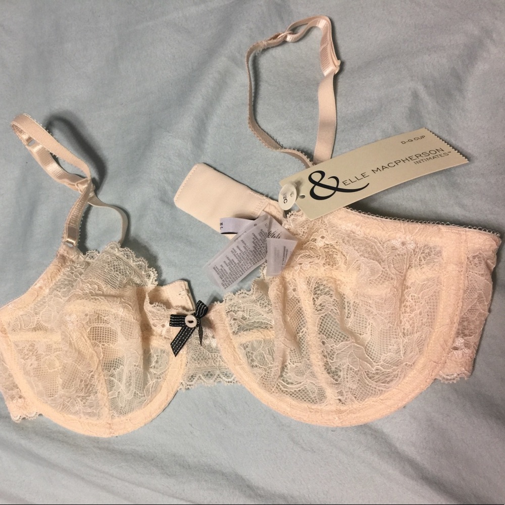 Elle Macpherson lace bra