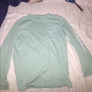 Vineyard vines long sleeve t-shirt