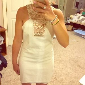Cute white dress Great material