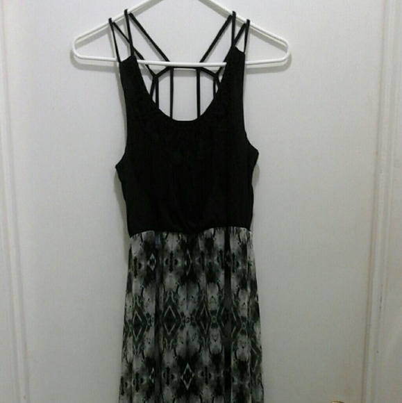 Studio Y Dresses & Skirts - Studio Y maxi-dress