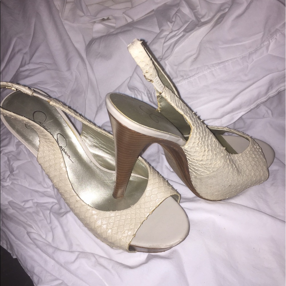 Jessica Simpson - Picture 2 of 6