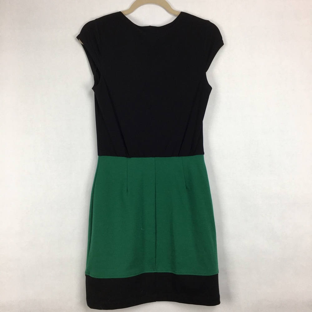 Black dress with green skirt - Picture 2 of 6