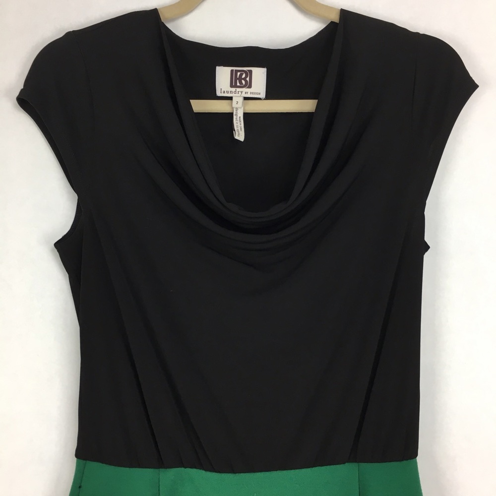 Black dress with green skirt - Picture 3 of 6