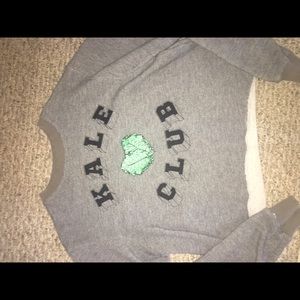 top shop tee and cake brand sweatshirt