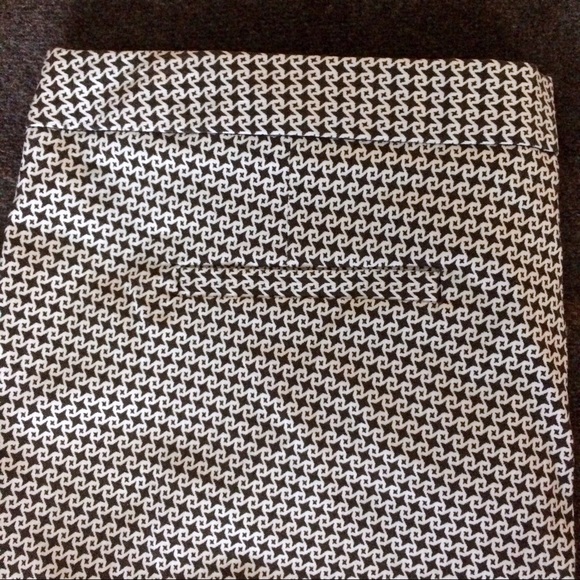 Dorothy Perkins Pants - Black & White Patterned Skinny Trouser Pants Dorothy Perkins Pants - Black & White Patterned Skinny Trouser Pants