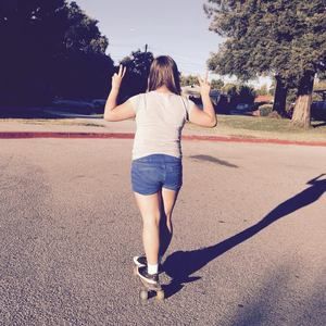 Meet your Posher, Leslie