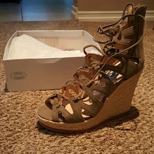 New size 10 wedges