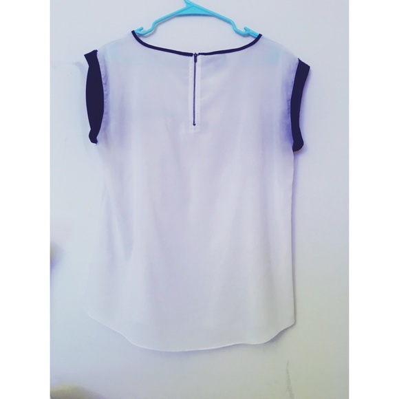 Sheer top - Picture 2 of 2