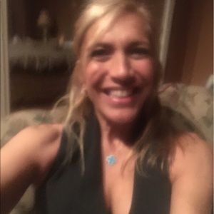 Meet your Posher, Heidi