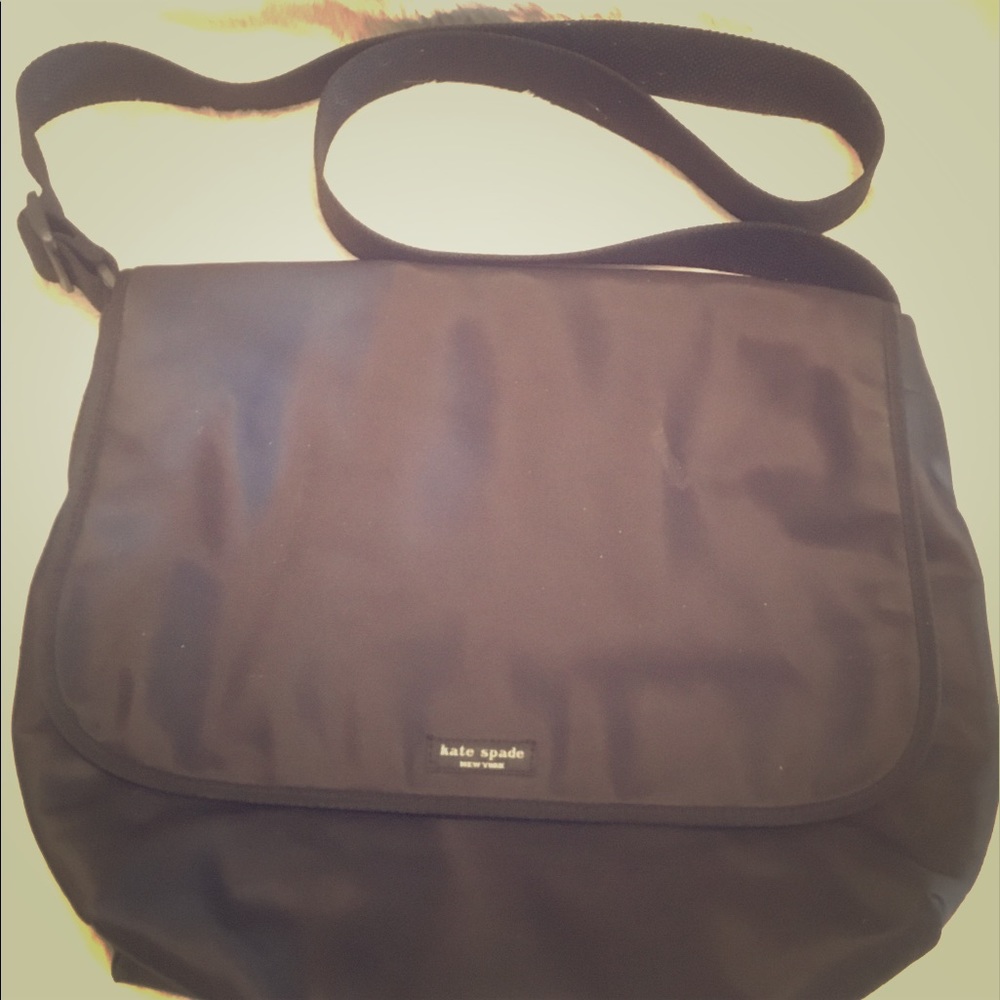 💯Authentic Kate Spade Cross- Body Bag
