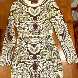 💥SALE 💥 MinkPink crop top & matching skirt 💚🖤