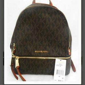 Mickael kors backbag