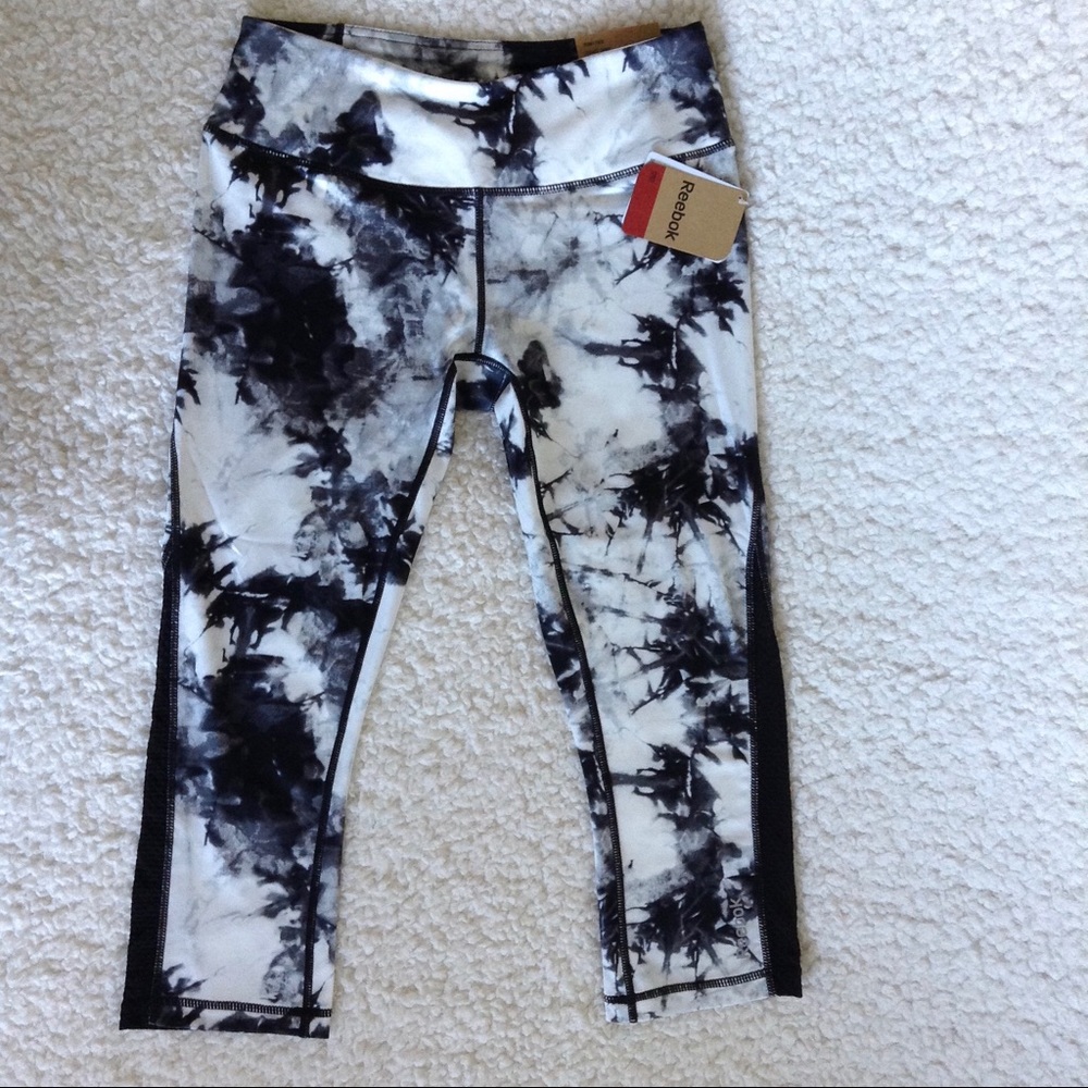 Reebok Active Bottom (Tempo Capri) - Picture 2 of 5