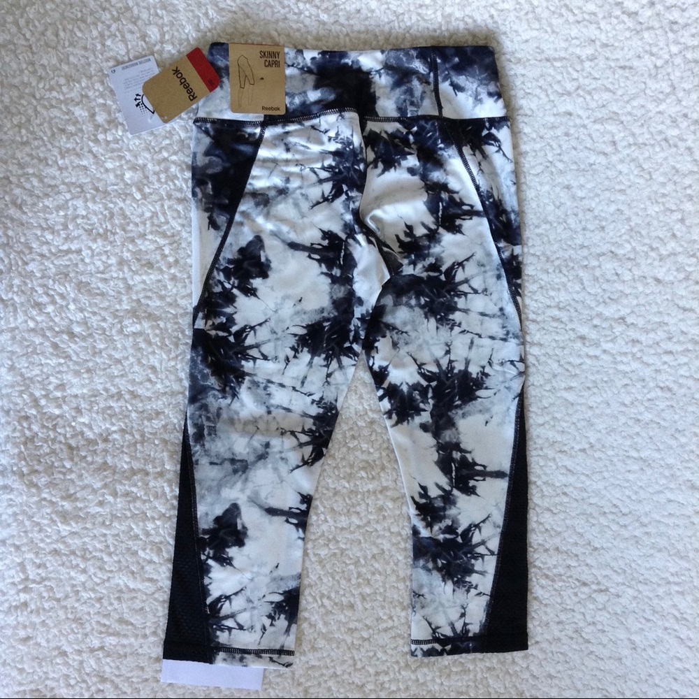 Reebok Active Bottom (Tempo Capri) - Picture 3 of 5