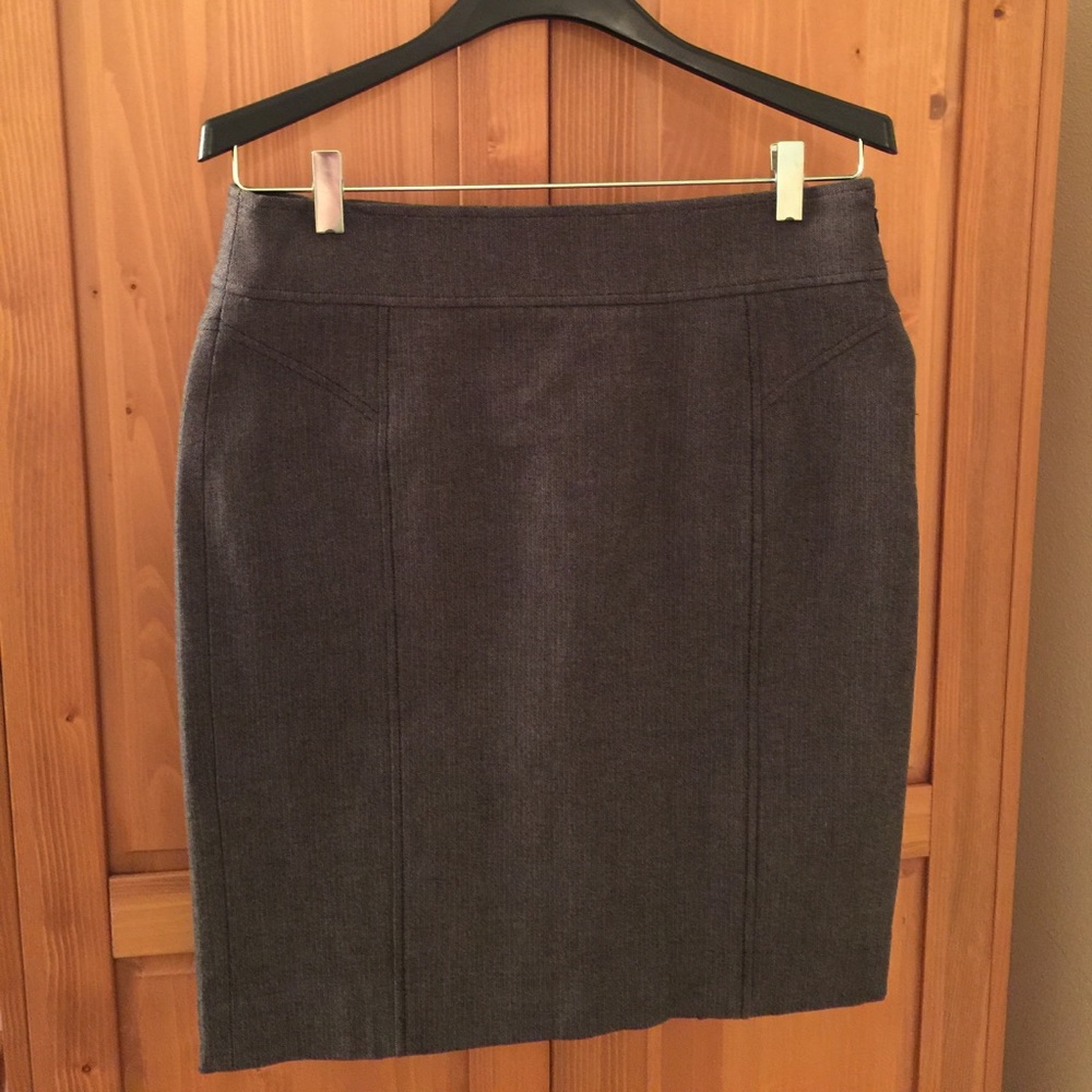 Banana Republic Grey Pencil Skirt