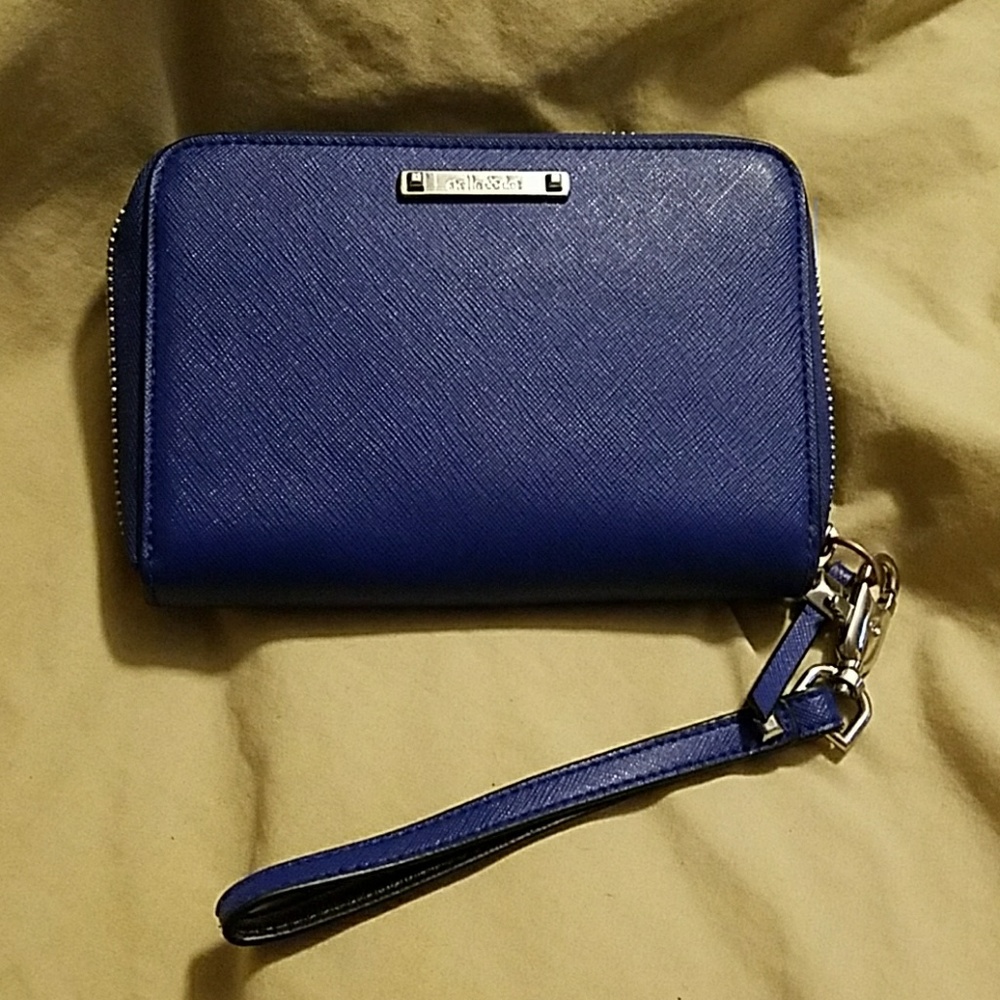 Stella & Dot Chelsea Tech Wallet