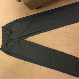 Nike DRI FIT stretch gray sweat pants.