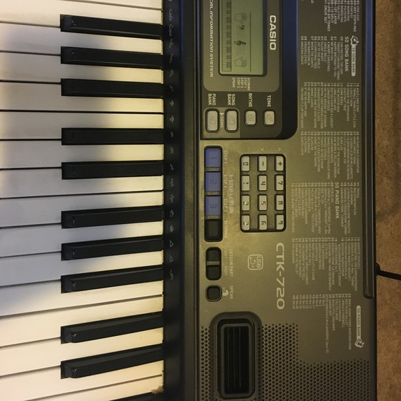 Keyboard - Picture 2 of 4