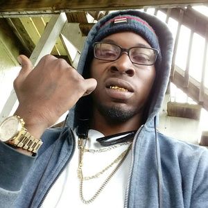 Meet your Posher, Tyron